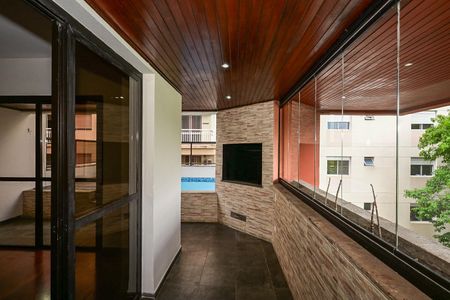 Apartamento à venda com 176m², 3 quartos e 3 vagasVaranda da Sala de Tv