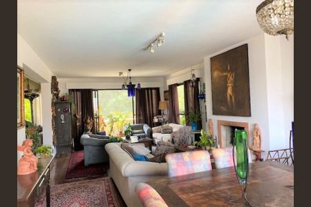 Apartamento à venda com 180m², 4 quartos e 3 vagas