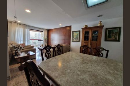 Apartamento à venda com 163m², 4 quartos e 3 vagas