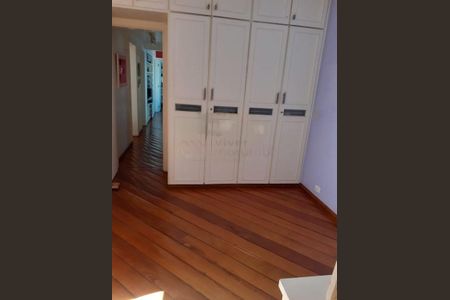 Apartamento à venda com 217m², 4 quartos e 3 vagas