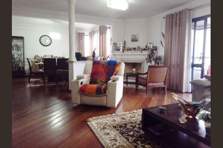 Apartamento à venda com 212m², 4 quartos e 3 vagas