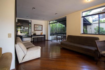 Apartamento para alugar com 165m², 2 quartos e 4 vagasÁrea comum - Salão de festas