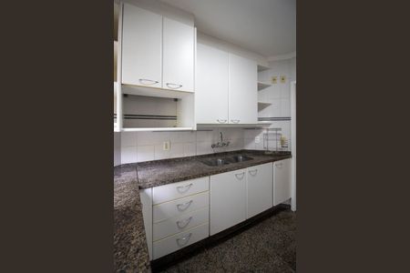 Apartamento para alugar com 165m², 2 quartos e 4 vagasCozinha