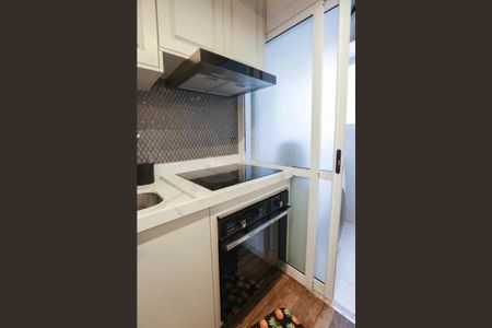 Apartamento à venda com 77m², 1 quarto e 2 vagas