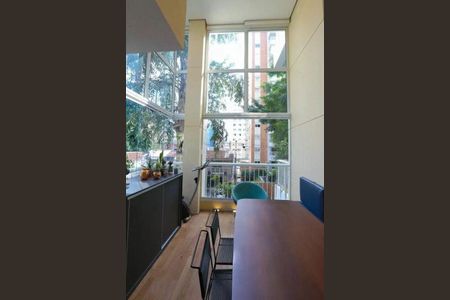Apartamento à venda com 77m², 1 quarto e 2 vagas