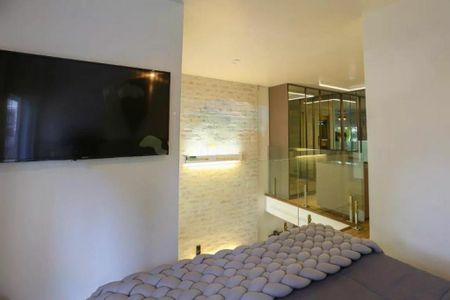 Apartamento à venda com 77m², 1 quarto e 2 vagas