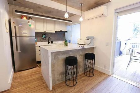 Apartamento à venda com 77m², 1 quarto e 2 vagas