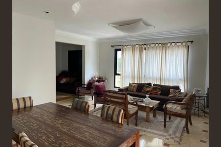 Apartamento à venda com 178m², 4 quartos e 3 vagas