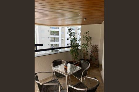 Apartamento à venda com 178m², 4 quartos e 3 vagas