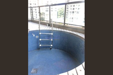 Apartamento à venda com 251m², 3 quartos e 3 vagas