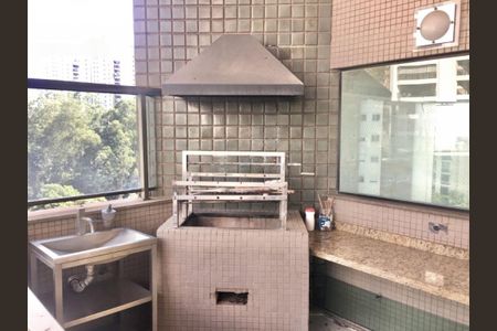 Apartamento à venda com 251m², 3 quartos e 3 vagas