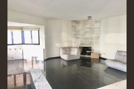 Apartamento à venda com 251m², 3 quartos e 3 vagas