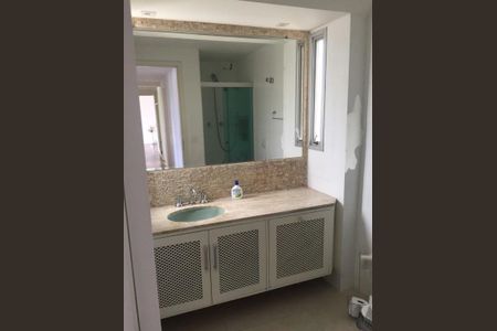 Apartamento à venda com 147m², 4 quartos e 3 vagas