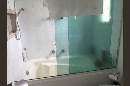 Apartamento à venda com 147m², 4 quartos e 3 vagas