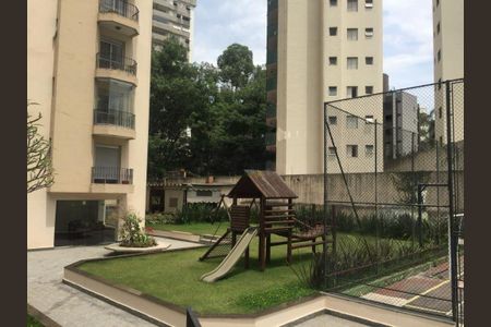 Apartamento à venda com 147m², 4 quartos e 3 vagas