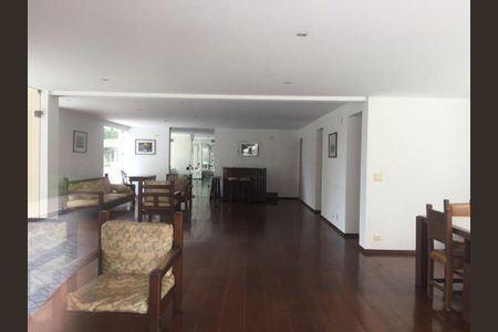 Apartamento à venda com 147m², 4 quartos e 3 vagas