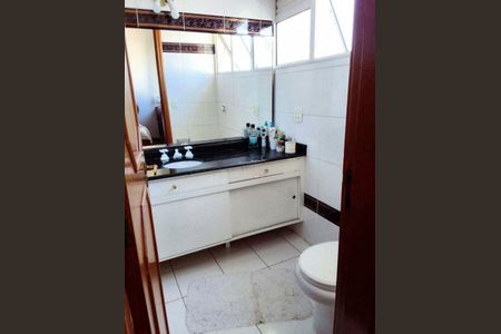 Apartamento à venda com 170m², 4 quartos e 3 vagas