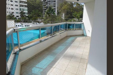 Apartamento à venda com 199m², 3 quartos e 3 vagas