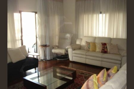 Apartamento à venda com 196m², 4 quartos e 3 vagas