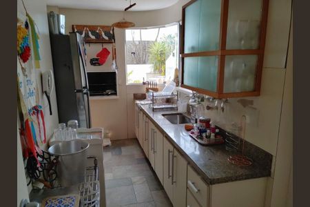 Apartamento à venda com 297m², 5 quartos e 4 vagas