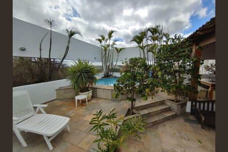 Apartamento à venda com 297m², 5 quartos e 4 vagas