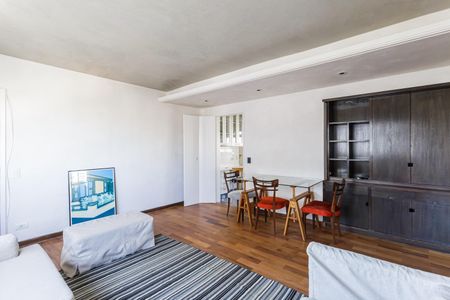 Sala de apartamento para alugar com 3 quartos, 95m² em Vila Olímpia, São Paulo