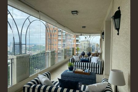 Apartamento à venda com 260m², 3 quartos e 4 vagas