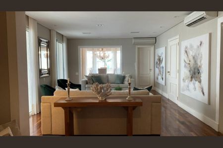 Apartamento à venda com 260m², 3 quartos e 4 vagas