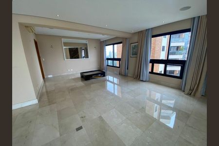 Apartamento para alugar com 250m², 3 quartos e 4 vagas