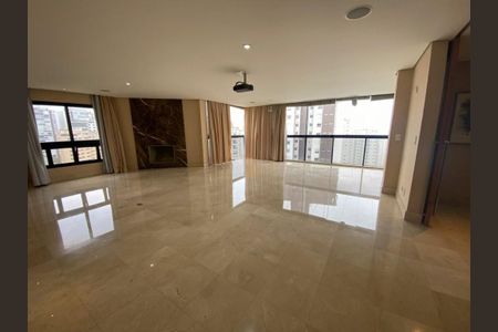 Apartamento para alugar com 250m², 3 quartos e 4 vagas