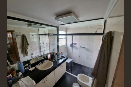 Apartamento à venda com 220m², 4 quartos e 4 vagas