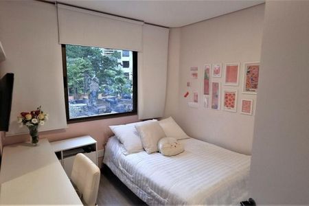 Apartamento para alugar com 296m², 4 quartos e 4 vagas