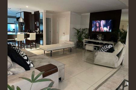Apartamento à venda com 183m², 3 quartos e 3 vagas