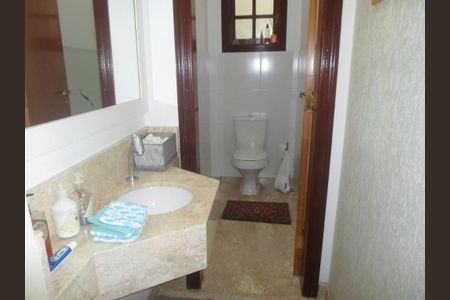 Casa à venda com 300m², 4 quartos e 4 vagas