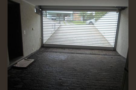 Casa à venda com 300m², 4 quartos e 4 vagas