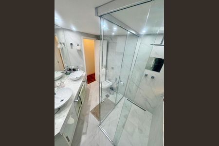 Apartamento à venda com 159m², 4 quartos e 4 vagas