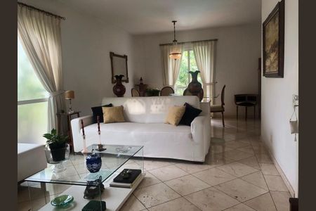 Apartamento à venda com 137m², 3 quartos e 2 vagas