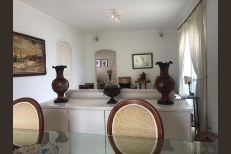 Apartamento à venda com 137m², 3 quartos e 2 vagas