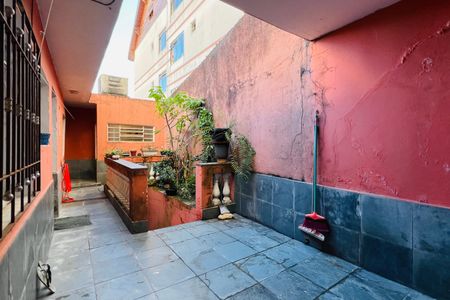 Casa à venda com 175m², 4 quartos e 2 vagas Casa à venda com 175m², 4 quartos e 2 vagasÁrea externa