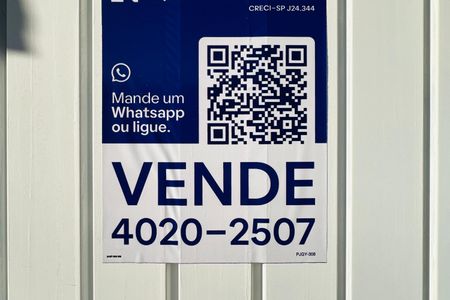 Casa à venda com 175m², 4 quartos e 2 vagas Casa à venda com 175m², 4 quartos e 2 vagasPlaca