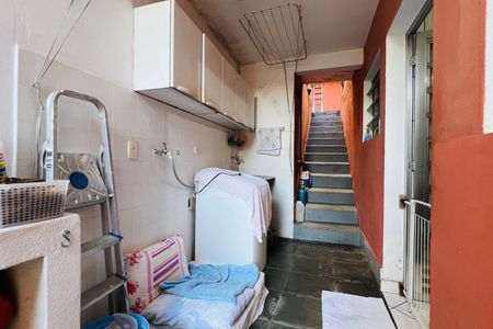 Casa à venda com 175m², 4 quartos e 2 vagas Casa à venda com 175m², 4 quartos e 2 vagasÁrea de Serviço