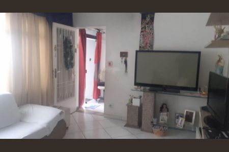 Casa à venda com 117m², 2 quartos e 3 vagas