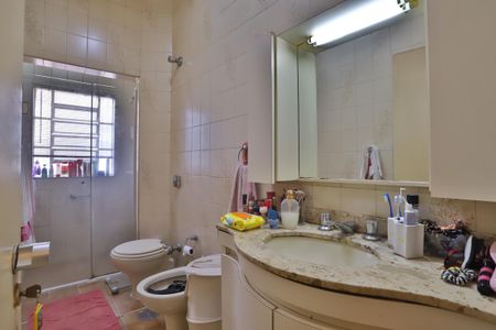 Casa à venda com 105m², 3 quartos e 1 vaga Casa à venda com 105m², 3 quartos e 1 vagaBanheiro