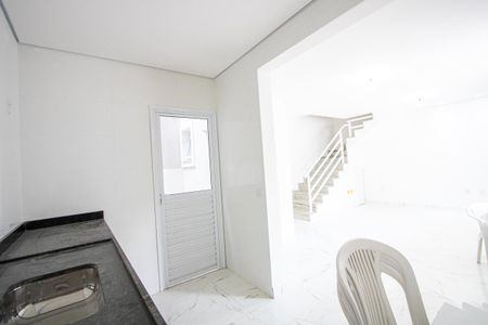 Casa à venda com 120m², 3 quartos e 3 vagas Casa à venda com 120m², 3 quartos e 3 vagasCozinha