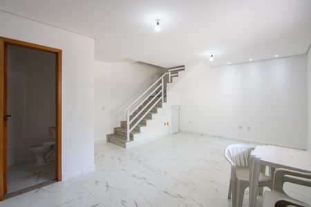 Casa à venda com 120m², 3 quartos e 3 vagas Casa à venda com 120m², 3 quartos e 3 vagasSala