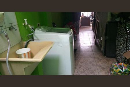 Casa à venda com 180m², 3 quartos e 2 vagas