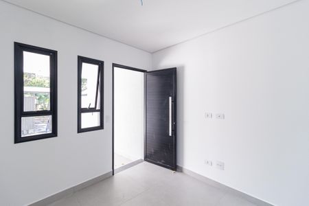 Casa à venda com 115m², 3 quartos e 2 vagas Casa à venda com 115m², 3 quartos e 2 vagasSala