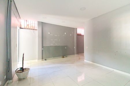 Casa à venda com 60m², 2 quartos e sem vagaSala/Cozinha
