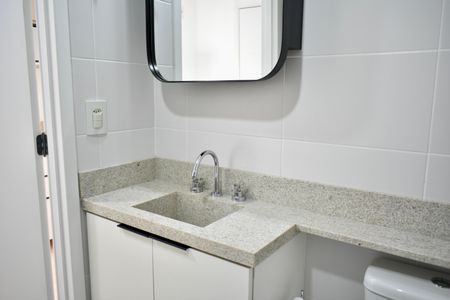 Studio à venda com 39m², 0 quarto e sem vaga Studio à venda com 39m², 0 quarto e sem vaga Banheiro