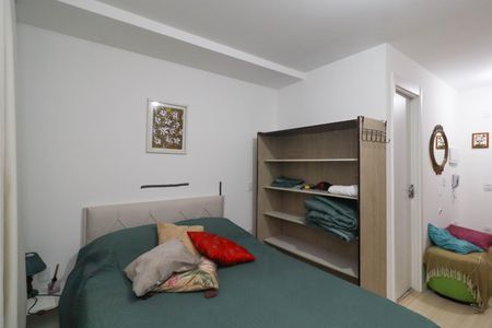 Apartamento à venda com 28m², 1 quarto e sem vagaSala/Quarto
